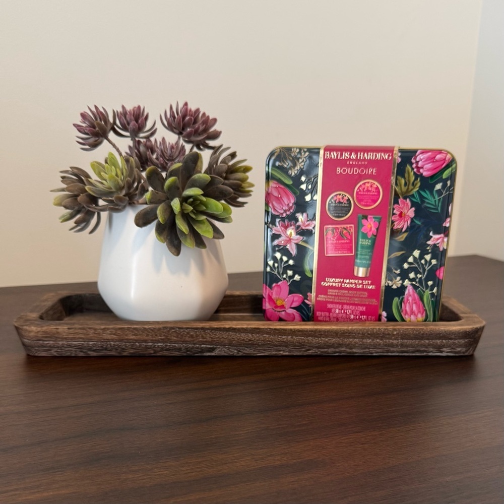 💛2 for $20- Baylis & Harding Boudoire Luxury Pamper Gift Set Floral Tin NEW